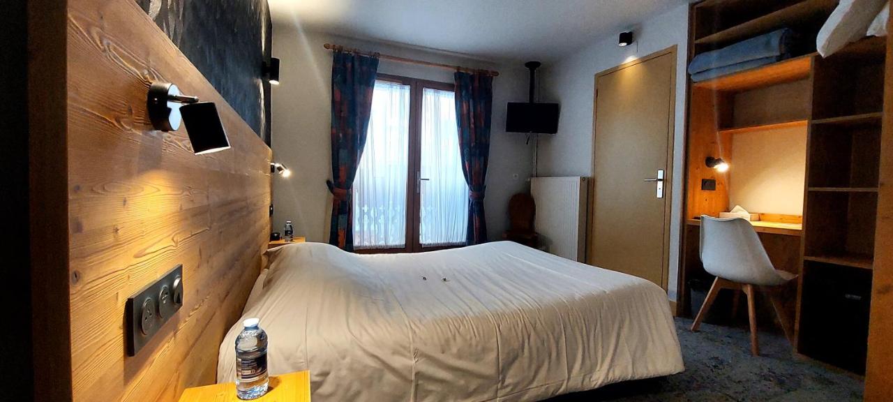 Habitación económica Hotel Les Bruyères, balcón, Alpe d’Huez